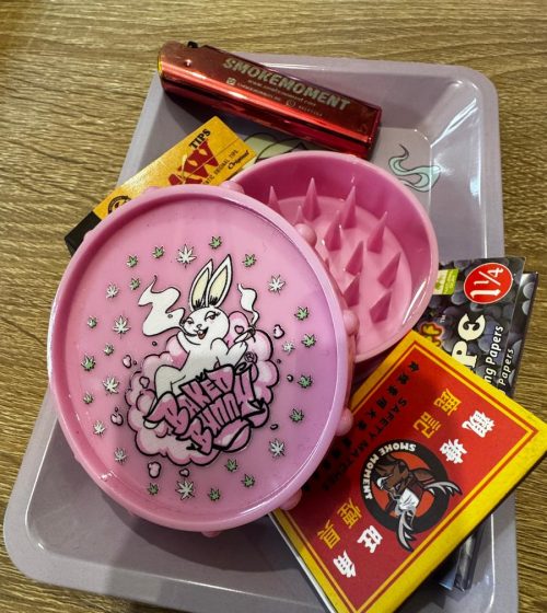 Baked bunny 8cm膠grinder